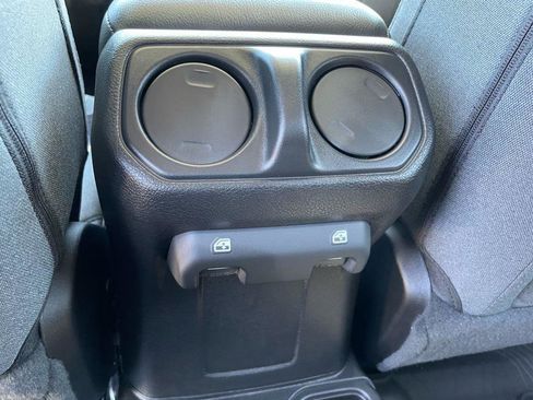 New 2025 Jeep Gladiator Willys image 34