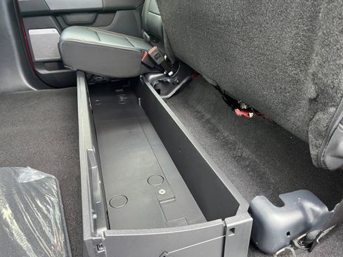 New 2025 Ford F150 Lariat w/ Equipment Group 502A High image 15