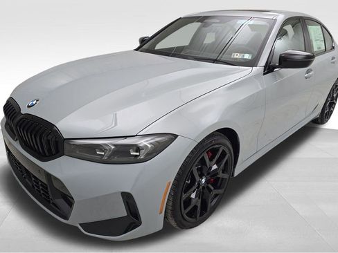 New 2026 BMW 330i xDrive Sedan w/ M Sport Package image 5