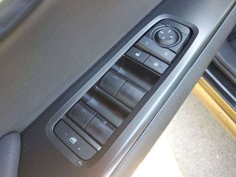 Used 2025 Lexus UX 300h FWD image 19