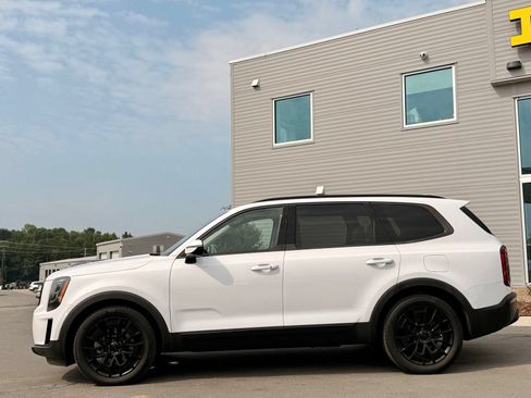 Used 2021 Kia Telluride SX w/ SX Prestige Package AWD/4WD image 12
