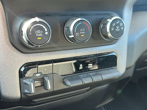 Used 2024 RAM 1500 Tradesman w/ Night Edition AWD/4WD image 23