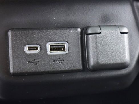 Used 2021 Chevrolet Silverado 1500 W/T w/ WT Value Package image 23