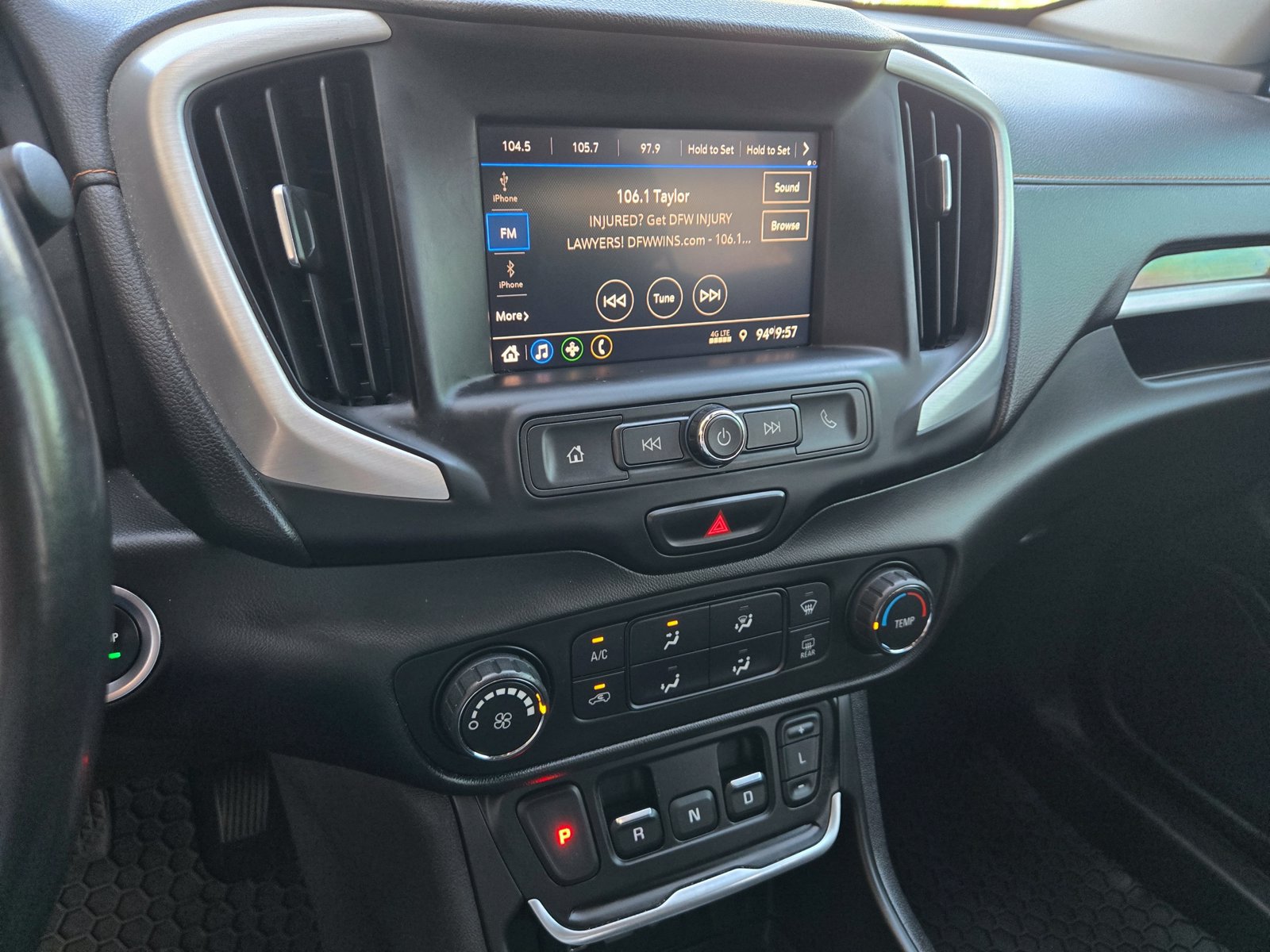 Used 2021 GMC Terrain SLE FWD image 15