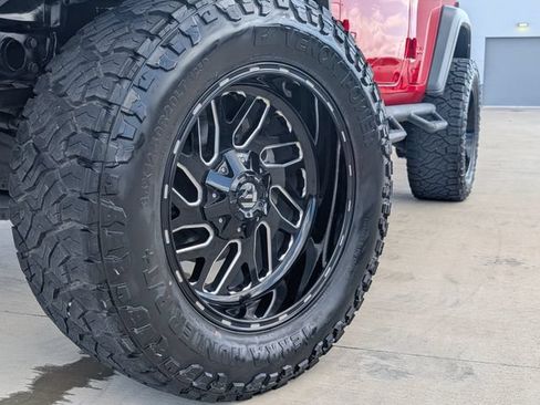 Used 2022 Jeep Wrangler Unlimited Sport AWD/4WD image 2