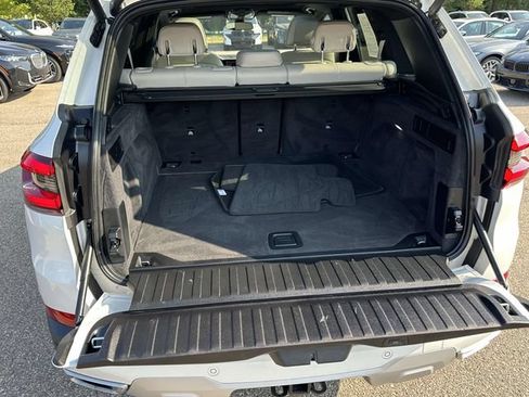 Used 2023 BMW X5 xDrive40i AWD/4WD image 18