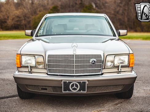 Used 1987 Mercedes-Benz 420 SEL image 10