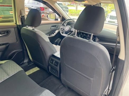 Certified 2023 Nissan Rogue SV AWD/4WD image 15