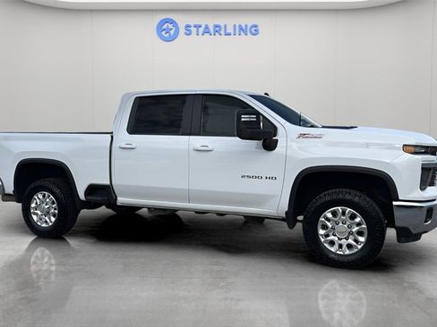 Used 2024 Chevrolet Silverado 2500 LT image 12