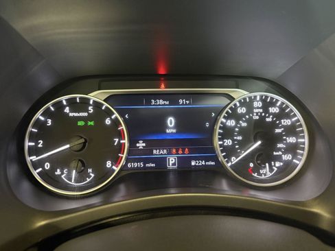 Used 2024 Nissan Sentra SV FWD image 30