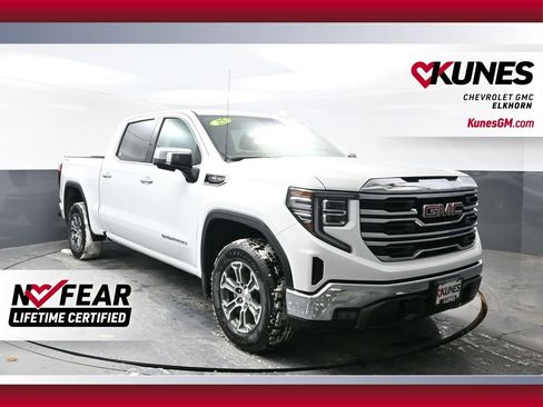 Used 2025 GMC Sierra 1500 SLT image 1