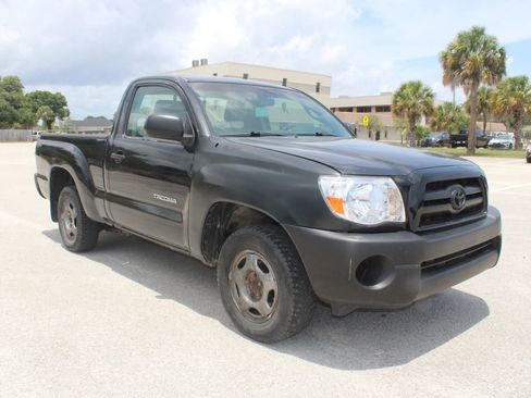Used 2010 Toyota Tacoma 2WD Regular Cab image 16