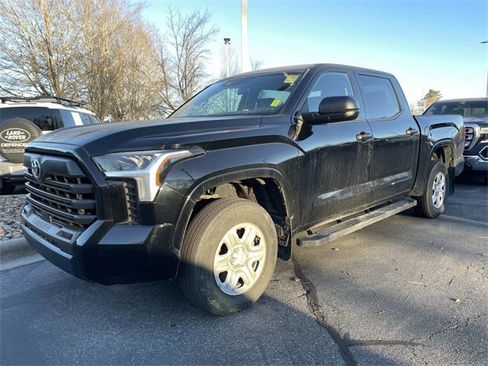 Used 2022 Toyota Tundra SR image 1