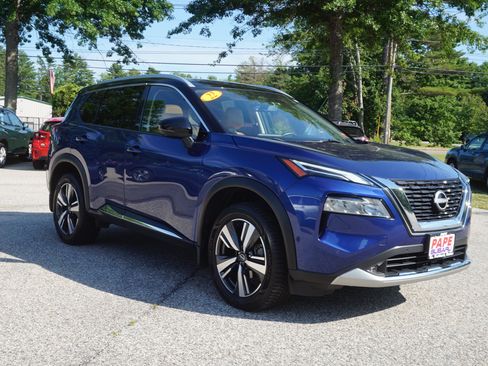 Used 2022 Nissan Rogue Platinum w/ Head-Up Display Package AWD/4WD image 3