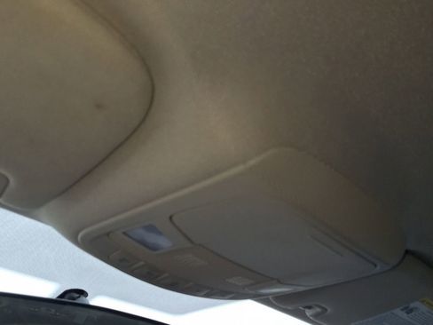 Used 2017 Ford Fusion SE FWD image 15