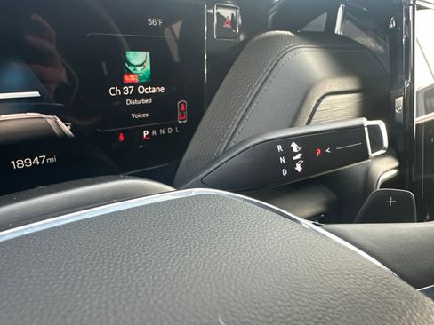 Used 2025 GMC Yukon XL Denali AWD/4WD image 48
