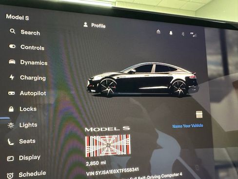 Used 2026 Tesla Model S Plaid AWD/4WD image 4