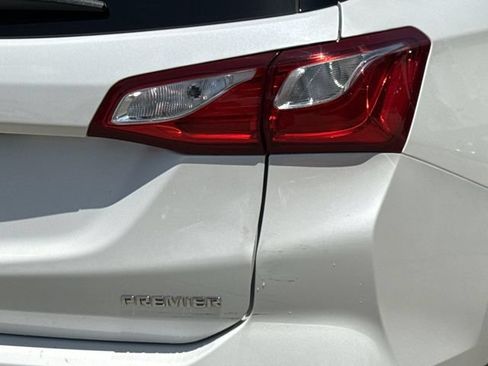 Used 2021 Chevrolet Equinox Premier FWD image 7