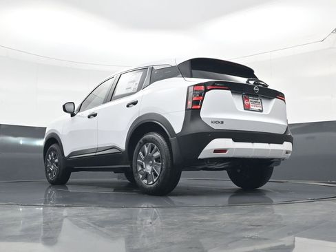New 2026 Nissan Kicks S image 19