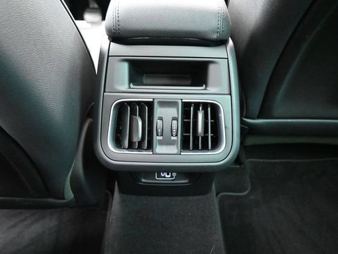 Used 2023 Maserati Grecale GT AWD/4WD image 16