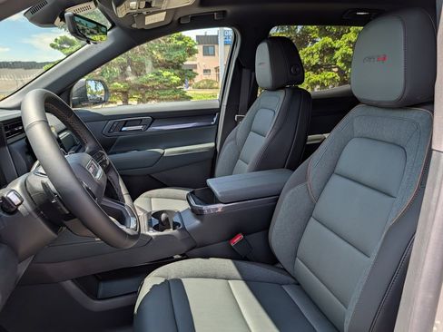 New 2026 GMC Terrain AT4 w/ Convenience Package III AWD/4WD image 40