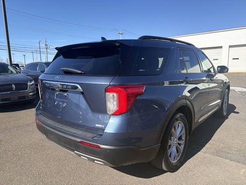Used 2020 Ford Explorer XLT w/ Equipment Group 202A image 5