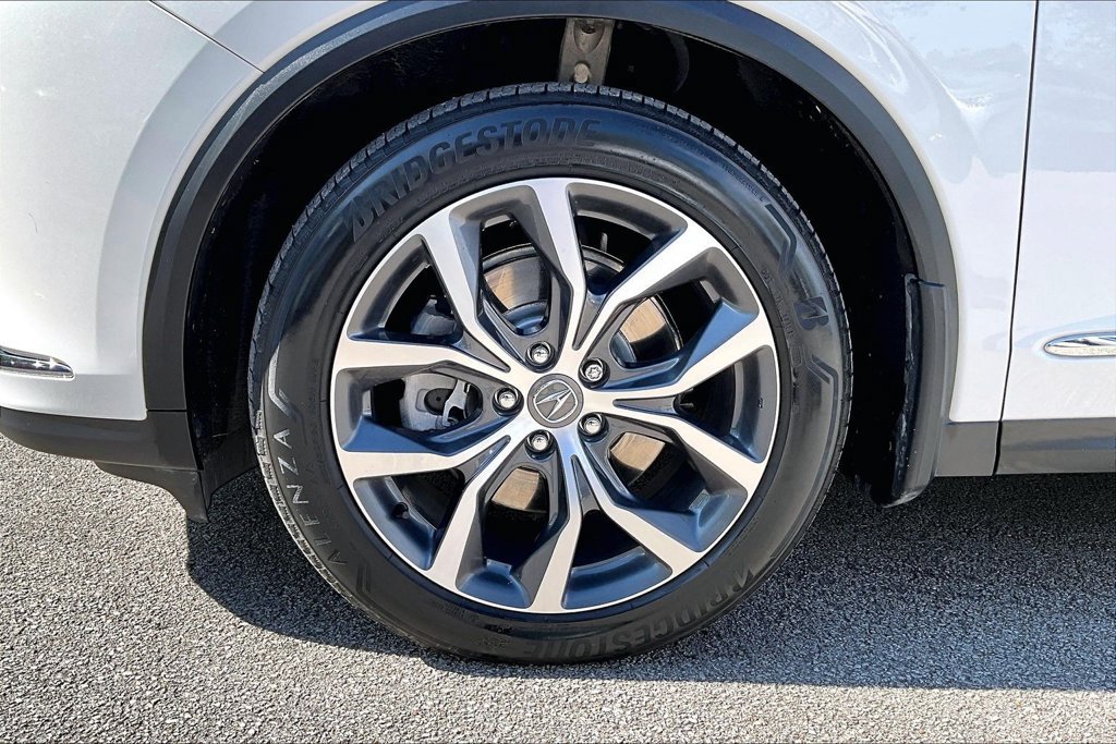 Used 2023 Acura MDX w/ Technology Package AWD/4WD image 11