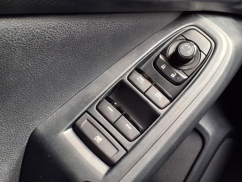 Certified 2024 Subaru Crosstrek 2.0i Premium image 11