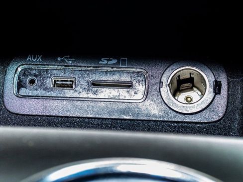 Used 2015 Jeep Grand Cherokee Limited image 15