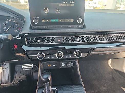 Used 2023 Honda Civic Sport image 19