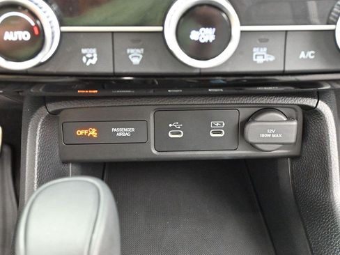 Used 2025 Honda Civic Sport image 23