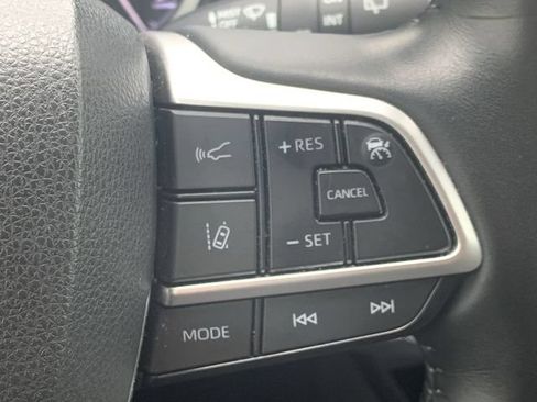 Used 2022 Toyota Highlander Platinum FWD image 29