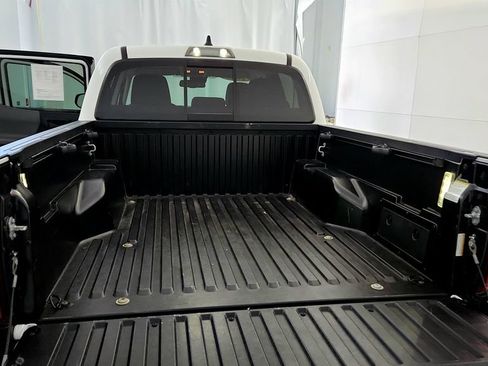 Used 2023 Toyota Tacoma SR5 AWD/4WD image 20