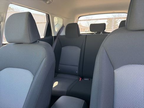 Used 2025 Kia Soul LX w/ LX Technology Package FWD image 34