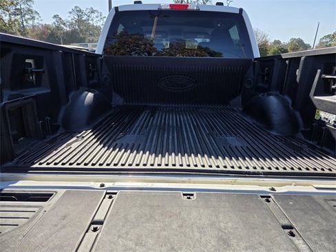 Used 2022 Ford F150 XLT w/ Equipment Group 302A High image 16