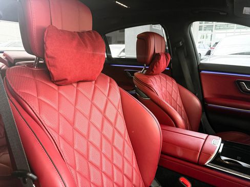 Used 2023 Mercedes-Benz S 580 4MATIC Sedan image 32