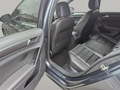 Used 2020 Volkswagen GTI S image 22