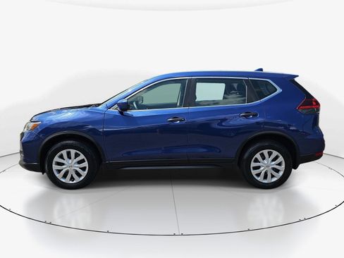 Used 2018 Nissan Rogue S AWD/4WD image 7