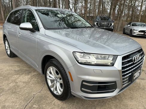 Used 2017 Audi Q7 3.0T Premium Plus image 3