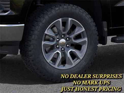 New 2025 Chevrolet Silverado 1500 LT image 9