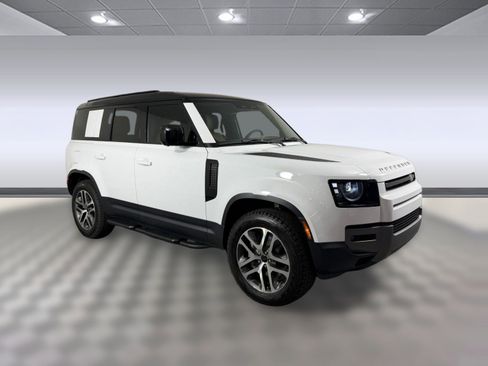 Used 2026 Land Rover Defender 110 S AWD/4WD image 7