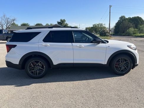 New 2025 Ford Explorer ST-Line w/ Premium Package image 9