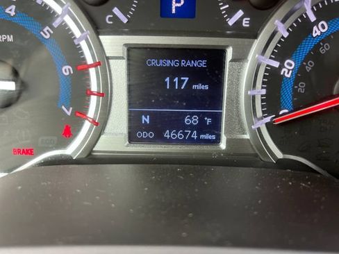 Used 2019 Toyota 4Runner TRD Off-Road Premium AWD/4WD image 21