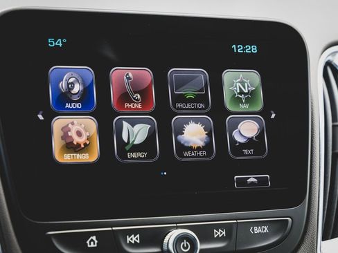 Used 2017 Chevrolet Malibu Hybrid w/ Leather Package image 16