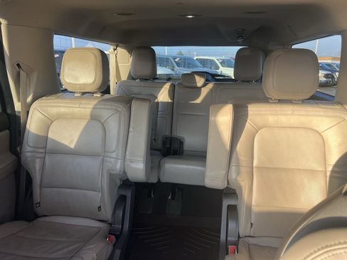 Used 2022 Lincoln Navigator L Reserve image 15
