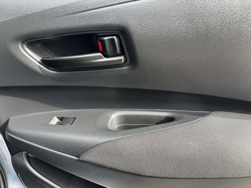 Used 2023 Toyota Corolla LE image 43
