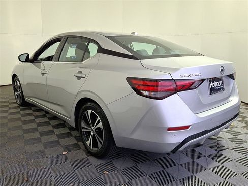 Used 2023 Nissan Sentra SV image 9