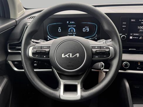Certified 2025 Kia Sportage LX image 28