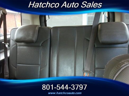Used 2016 GMC Yukon XL Denali w/ Open Road Package AWD/4WD image 17