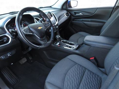 Used 2019 Chevrolet Equinox LT w/ Sun & Navigation Package image 14